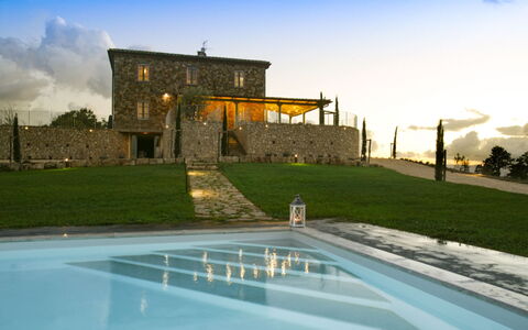 Villa Eline: Schwimmbad, Bauernhaus, Abend, Villa, Landwirtschaft