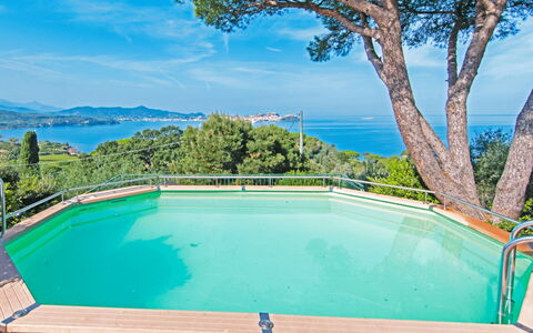 Villa Magazzini: Blau, Schwimmbad, Resort, Eco Hotel, Schatten, Tropen, Ferienort, Hotel, Villa