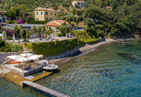 Terrazza Dell'Elba: Resort, Küste, Schwimmbad, Küsten Und Ozeanische Forms, Meer, Ufer, Eco Hotel, Strandresort, Estate, Ferienort