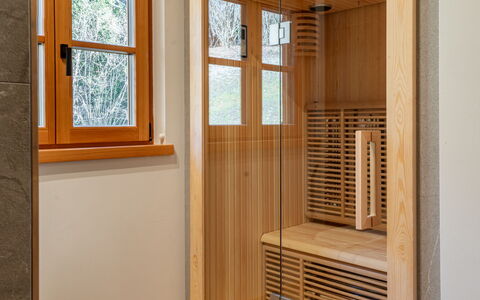 Baita Piciola: Flooring, Holz, Fussboden, Interior Design, Decke, Zimmer, Holzbeize, Holzboden, Hartholz, Installation