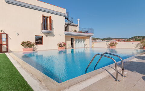 Le Fontane Apartments In Villasimius: Schwimmbad, Resort, Hotel, Thermae, Ferienort, Freizeitzentrum, Villa, Eco Hotel, Zimmerpflanze, Hazienda