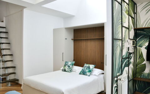 Suite Trastevere: Möbel, Interior Design, Schlafzimmer, Fussboden, Flooring, Holz, Bett, Linens, Textil, Bedding