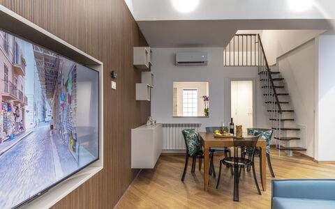 Suite Trastevere: Interior Design, Flooring, Decke, Möbel, Fussboden, Beleuchtung, Wohnung, Zimmer, Couch, Wohnzimmer