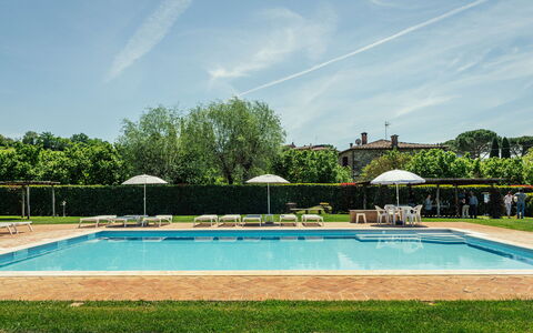 La Pergola: Schwimmbad, Resort, Garten, Freizeit, Eco Hotel, Estate, Hazienda, Gartenmöbel, Rasen, Landscaping