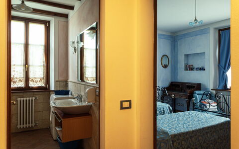 La Pergola: Wand, Holz, Interior Design, Zimmer, Möbel, Fussboden, Schlafzimmer, Bilderrahmen, Wohnung, Bett