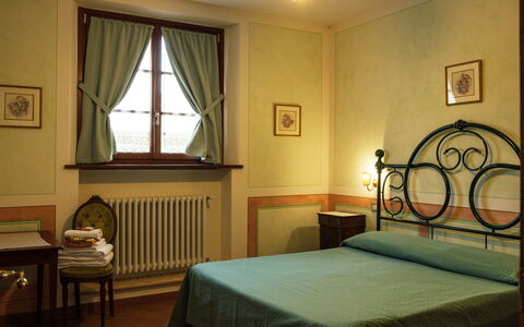 Il Noceto: Wand, Interior Design, Holz, Möbel, Schlafzimmer, Flooring, Decke, Bett, Zimmer, Fussboden