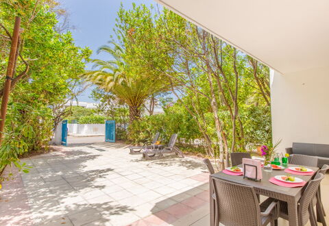 Villa Asami: Schatten, Garten, Landscaping, Eco Hotel, Tropen, Gartenmöbel, Resort, Walkway