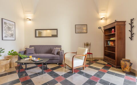 Dimora Storica: Flooring, Interior Design, Möbel, Wand, Fussboden, Holz, Decke, Zimmer, Beleuchtung, Wohnzimmer
