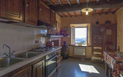 La Terrazza: Küche, Möbel, Flooring, Interior Design, Countertop, Cabinetry, Küchengerät, Major Appliance, Zimmer, Zuhause