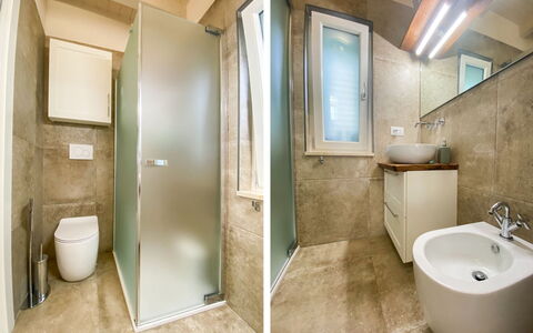 Il Tramonto: Badezimmer, Armatur, Flooring, Fussboden, Toilette, Toilleten Sitz, Installation, Interior Design, Sinken, Zapfhahn