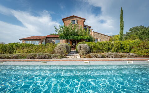 Villa Olivo: Blau, Strauch, Estate, Garten, Schwimmbad, Landscaping, Villa, Hazienda, Bauernhaus, Eco Hotel