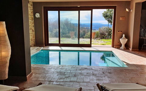 Santa Barbara: Schwimmbad, Flooring, Möbel, Interior Design, Fussboden, Resort, Eco Hotel, Stuhl, Holzbeize, Hotel