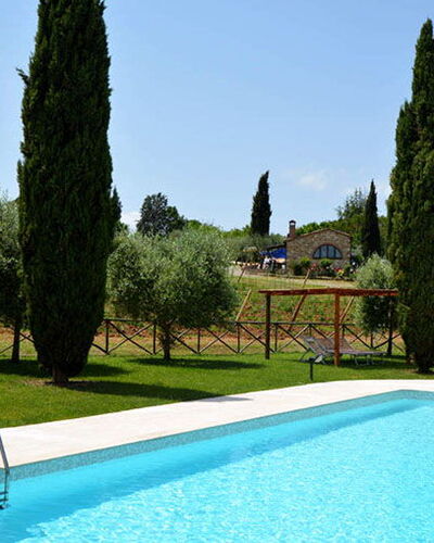 Agriturismo Agresto Apartments And Cottage, Pool,: Schwimmbad, Garten, Hazienda, Hinterhof, Landscaping, Resort, Estate, Rasen, Garten, Eco Hotel