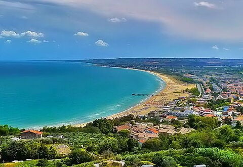 Residence Near The Sea - Abruzzo: Blau, Gewässer, Küste, Horizont, Küsten Und Ozeanische Forms, Meer, Strand, Ozean, Ufer, Bucht