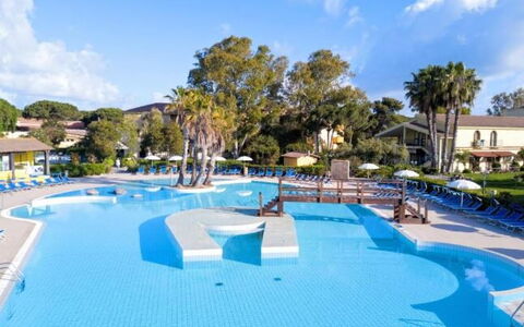 Nature & Country Resort Near The sea: Resort, Schwimmbad, Freizeit, Ferienort, Eco Hotel, Villa, Urlaub, Sonnenliege