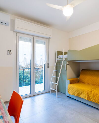 Il Piccolo Ulivo: Wohnung, Eigentumswohnung, Wohngebiet, Hotel, Schatten, Balkon, Schwimmbad, Ferienort