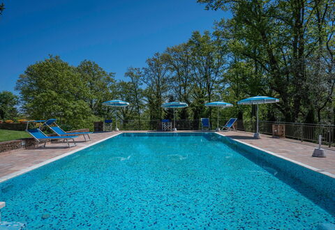 Grace Home, Pool, Wifi, Gambassi Terme: Blau, Schwimmbad, Resort, Gartenmöbel, Eco Hotel, Schatten, Ferienort, Water Feature, Landscaping, Villa