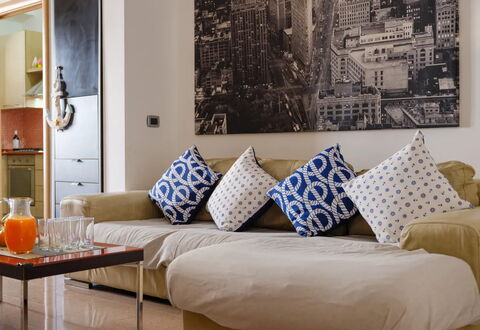 Casa Musica, Ac, Seaside, Porto Cesareo: Möbel, Interior Design, Couch, Wand, Kissen, Wohnzimmer, Flooring, Fussboden, Zimmer, Dekokissen