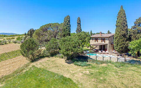Capanna Al Lago: Baum, Strauch, Hütte, Bauernhaus, Estate, Wiese, Landscaping, Villa