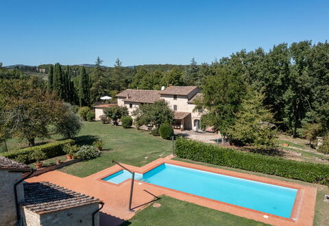 Casale del Timignano, Private Villa with Huge Gard: Haus, Zuhause, Menschliche Siedlung, Estate, Hazienda, Bauernhaus, Villa, Villa, Landscaping, Schwimmbad