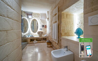 Unterkunft:&nbsp;Maiorca Deluxe Room with Bath Tub - Borgo Bianco