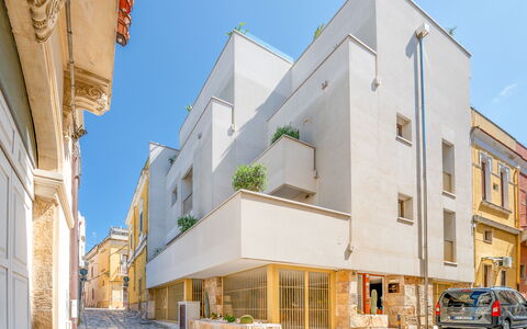 Santo Stefano Raro Rooms Collection: Verbundwerkstoff, Wohnung, Balkon