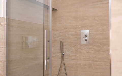 Santo Stefano Raro Rooms Collection: Wand, Flooring, Armatur, Fussboden, Interior Design, Installation, Braun, Badezimmer, Fliese, Zimmer