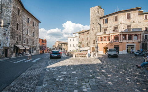 Casa Lavanda, Ac, Wifi, Narni: Gebäude, Wand, Fenster, Stadt, Strassenbelag, \Stadt, Fassade, Die Architektur, Nachbarschaft, Strasse