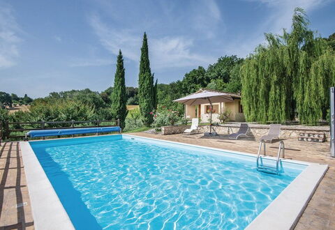 Casa Lavanda, Ac, Wifi, Narni: Schwimmbad, Blau, Verbundwerkstoff, Freizeit, Resort, Eco Hotel, Gartenmöbel, Schatten, Water Feature, Thermae