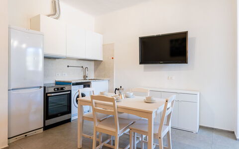 Sanremo 717: Möbel, Flooring, Interior Design, Fussboden, Decke, Zimmer, Küche & Esszimmer Tisch, Beleuchtung, Tabelle, Küche
