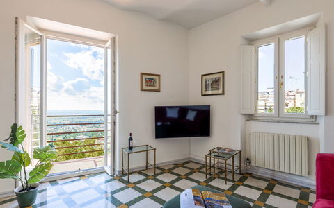 Operapartment: Flooring, Fussboden, Interior Design, Wohnung, Möbel, Zimmer, Decke, Stuhl, Wohnzimmer, Zimmerpflanze