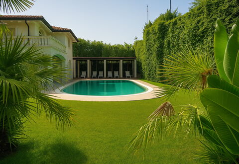Villa Forte Dei Marmi, Pool & Garden: Grün, Schwimmbad, Strauch, Zuhause, Resort, Garten, Schatten, Estate, Rasen, Garten