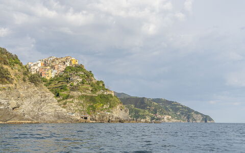 Bonaria Boutique House Ac, Wifi, Cinque Terre: Bergforms, Berg, \Fels, Terrain, Küste, Küsten Und Ozeanische Forms, Meer, Landspitze, Vorgebirge