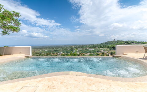Villa Augusta Vista Mare: Wolke, Schwimmbad, Resort, Kumulus, Hotel, Tropen, Ferienort, Water Feature, Villa, Penthouse