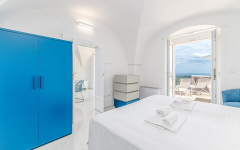Villa Augusta Vista Mare: Blau, Wohnung, Meer, Hotel