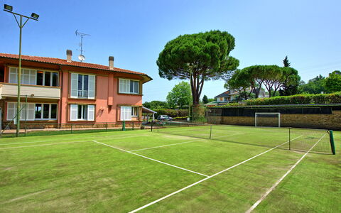 Villa Adriana: Tennisplatz, Tennis, Racquet Sport, Sport