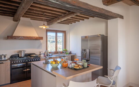 Casale Sunset: Möbel, Küche, Interior Design, Flooring, Countertop, Holz, Decke, Küchengerät, Zuhause, Cabinetry