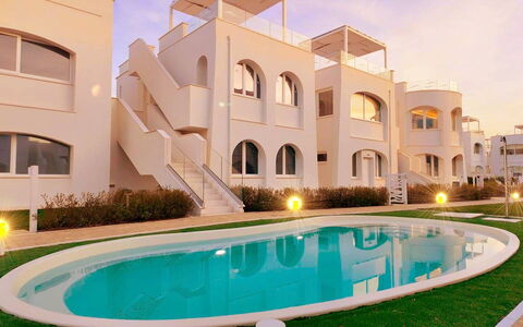 Perla Costa Conero: Zuhause, Wohnung, Resort, Hotel, Villa, Hazienda, Boutique Hotel, Schwimmbad, Balkon