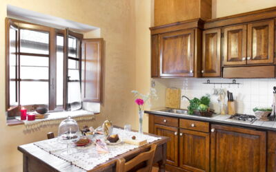 Bellina: Möbel, Interior Design, Küche, Cabinetry, Countertop, Holz, Flooring, Küchengerät, Schrank, Zimmer