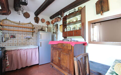Casa Ballo delle Streghe, Garden, Montebelluna: Möbel, Holz, Interior Design, Küche, Flooring, Cabinetry, Schrank, Zimmer, Fussboden, Zuhause