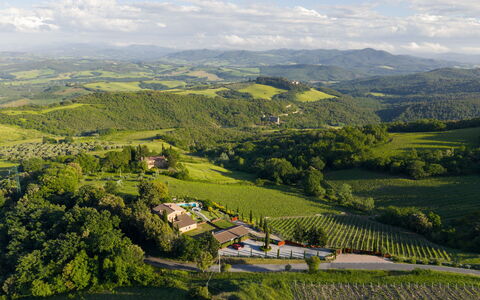 Villa Anna: Bergforms, Hügel, Natürliche Landschaft, Hochland, Landschaft, Bergstation, Ländliches Gebiet, Wiese, Plantage, Grundstueck