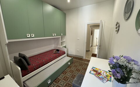 Il Cervo In Città: Möbel, Interior Design, Flooring, Fussboden, Zimmer, Schlafzimmer, Beleuchtung, Decke, Wohnung, Bett