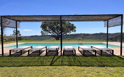 Villa Sassinoro: Schwimmbad, Schatten, Outdoor Struktur, Landscaping, Pergola, Resort, Pavillon, Eco Hotel, Gartenmöbel