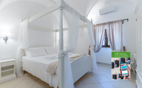 Masseria Lamagrotte: Interior Design, Möbel, Decke, Fussboden, Flooring, Bett, Schlafzimmer, Beleuchtung, Zimmer, Resort