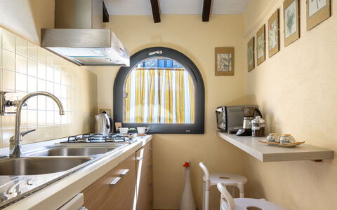 Maria Gabriella Holiday Home In Monticchiello: Interior Design, Küche, Countertop, Küchengerät, Major Appliance, Zuhause, Fussboden, Zimmer, Decke, Haushaltsgerät