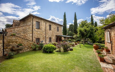 Maria Gabriella Home & Cottage