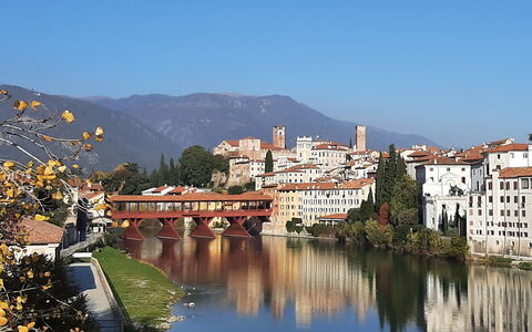 Chalet Fagarè, Pool, Sauna, Prosecco Hills: Wasser, Wasservorräte, Gewässer, Gebäude, Wasserweg, Natur, Stadt, Wasserlauf, Kanal, Haus