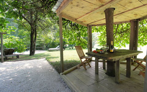 Chalet Fagarè, Pool, Sauna, Prosecco Hills: Möbel, Holz, Gartenmöbel, Schatten, Tabelle, Tisch Im Freien, Veranda, Stuhl, Hartholz, Outdoor Struktur