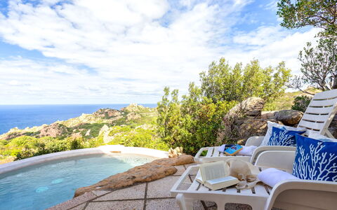 Petra Blu: Blau, Gartenmöbel, Meer, Küsten Und Ozeanische Forms, Resort, Küste, Ozean, Schwimmbad, Eco Hotel, Stuhl