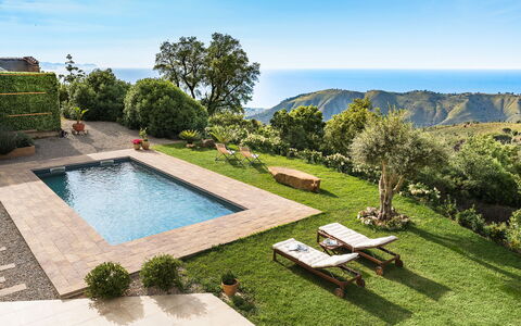 Casaita: Schwimmbad, Garten, Resort, Freizeit, Eco Hotel, Gartenmöbel, Landscaping, Gebirge, Villa